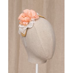 ABEL Y LULA diadema de rafia con flores 2